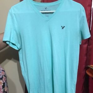 American Eagle T shirt